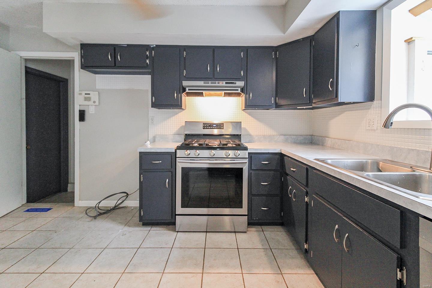 151 Hunters Ridge St. Charles, MO 63301 - Photo 8 of 29