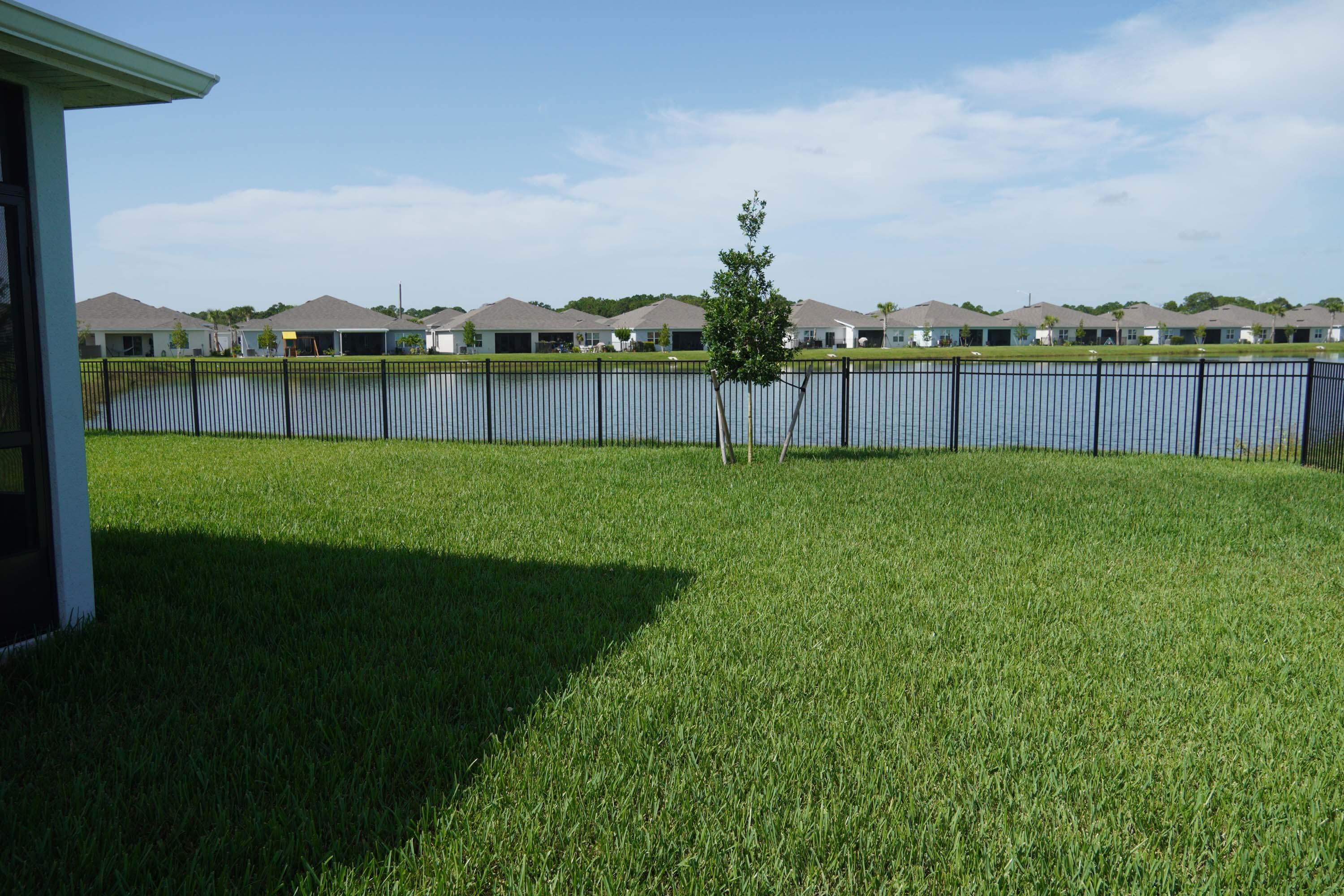 106 Pummelo Place Fort Pierce, FL 34981 - Photo 20 of 22 Rear