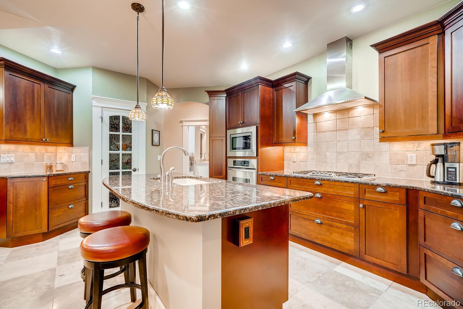 8337 Homestead Road Parker, CO 80138 - Photo 7 of 40 Gallery Image 7