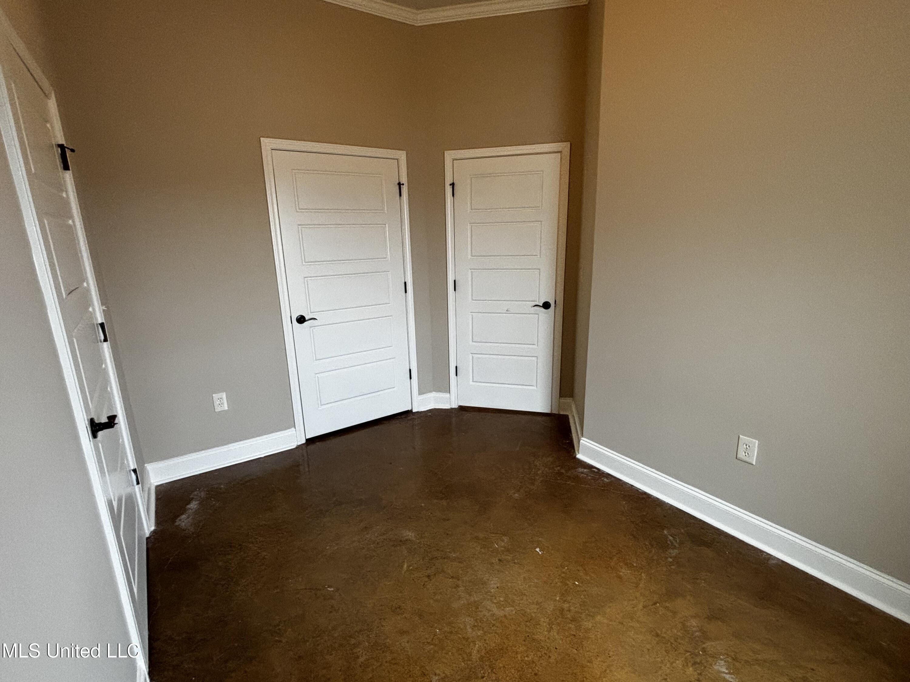 221 Greenfield Ridge Drive Brandon, MS 39042 - Photo 16 of 19 Photo Sep 11 2024, 3 06 58 PM