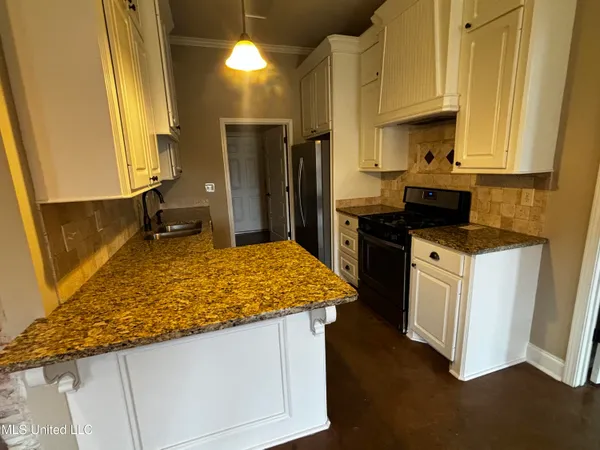 $2,095 | 221 Greenfield Ridge Drive, Brandon, MS 39042