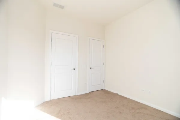 $2,600 | 13340 Mockingbird Court, Huntley, IL 60142