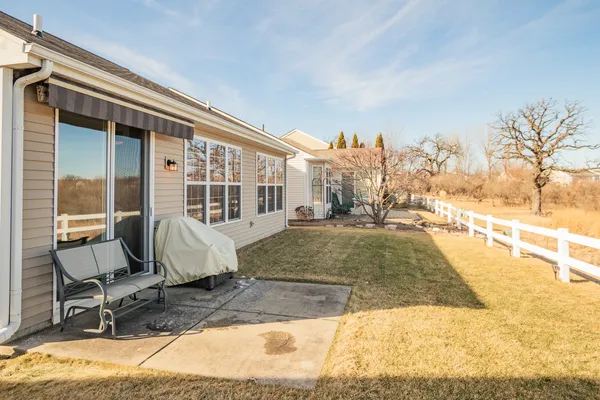 $2,600 | 13340 Mockingbird Court, Huntley, IL 60142