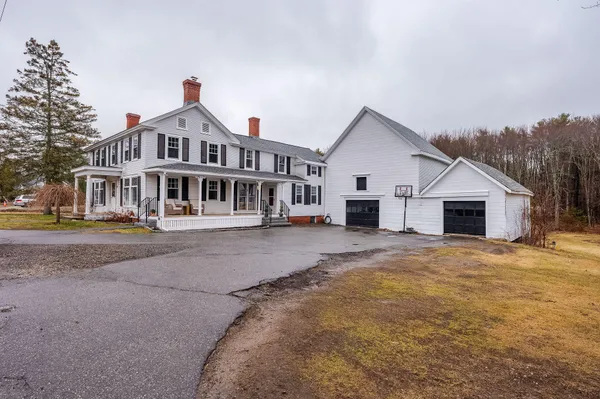 $685,000 | 1088 State Road, Eliot, ME 03903
