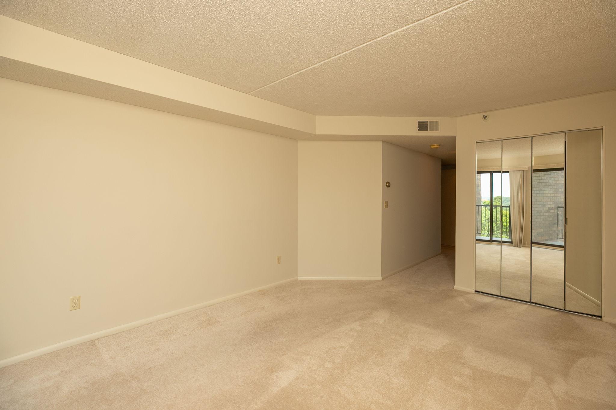 600 4th Street Southwest, Unit 605 Rochester, MN 55902 - Photo 17 of 38