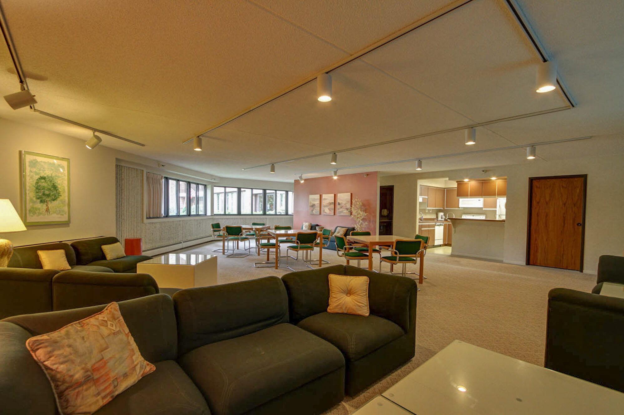 600 4th Street Southwest, Unit 605 Rochester, MN 55902 - Photo 34 of 38