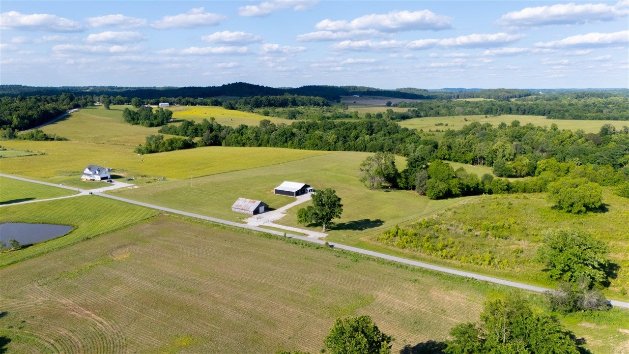 452 Eden Road Bowling Green, KY 42101 - Photo 2 of 49 Gallery Image 2