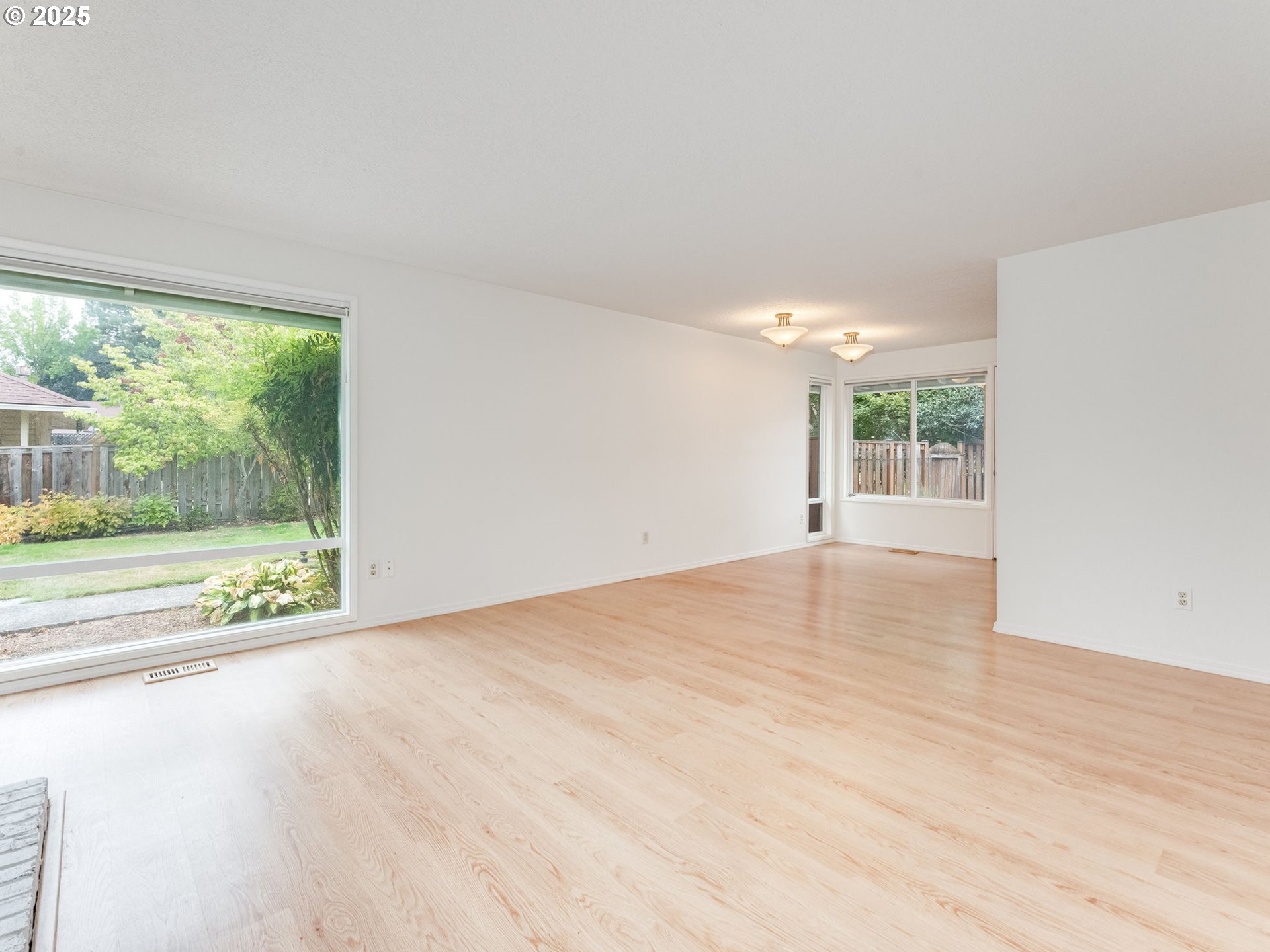 5040 Southwest Normandy Place Beaverton, OR 97005 - Photo 14 of 47 Gallery Image 14
