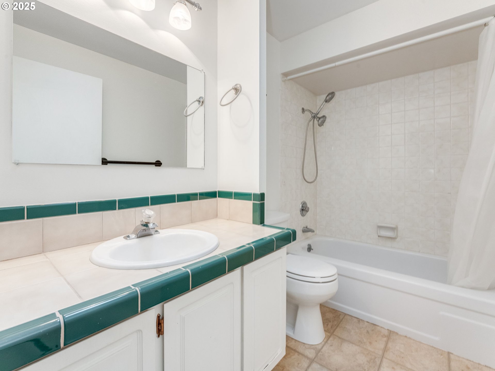 5040 Southwest Normandy Place Beaverton, OR 97005 - Photo 27 of 47 Gallery Image 27