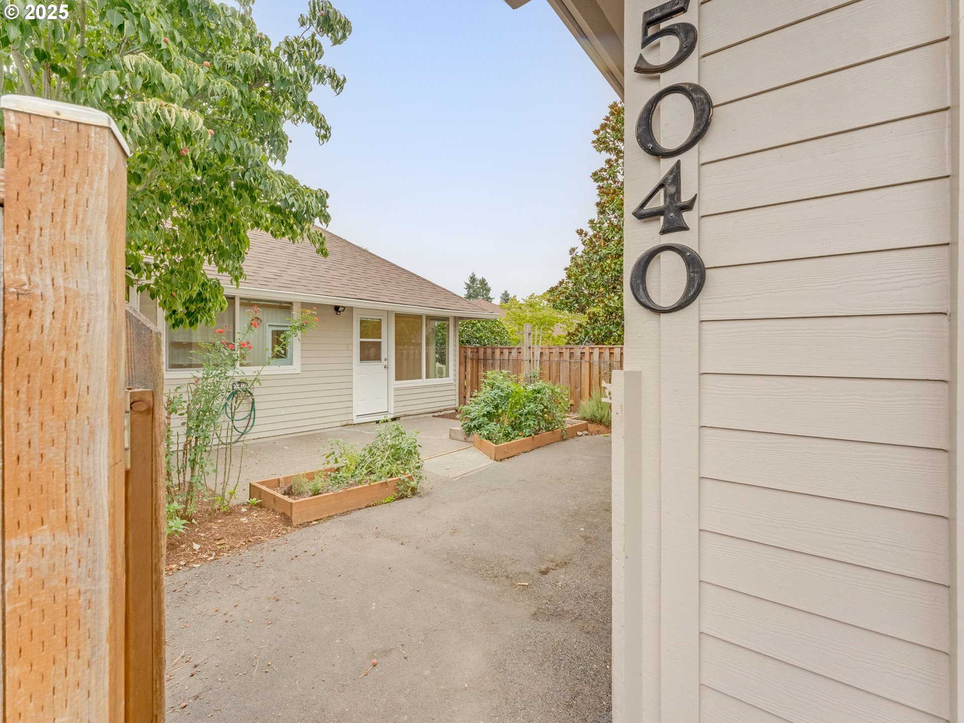 5040 Southwest Normandy Place Beaverton, OR 97005 - Photo 33 of 47 Gallery Image 33