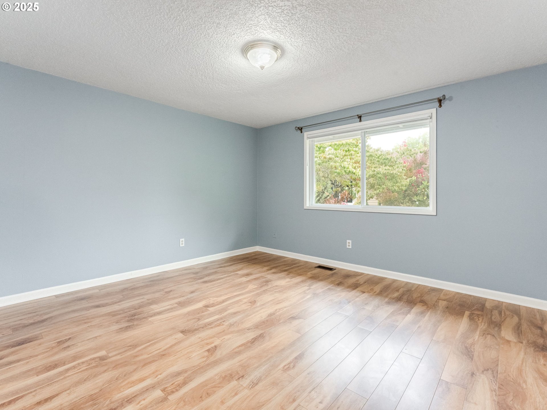 5040 Southwest Normandy Place Beaverton, OR 97005 - Photo 34 of 47 Gallery Image 34