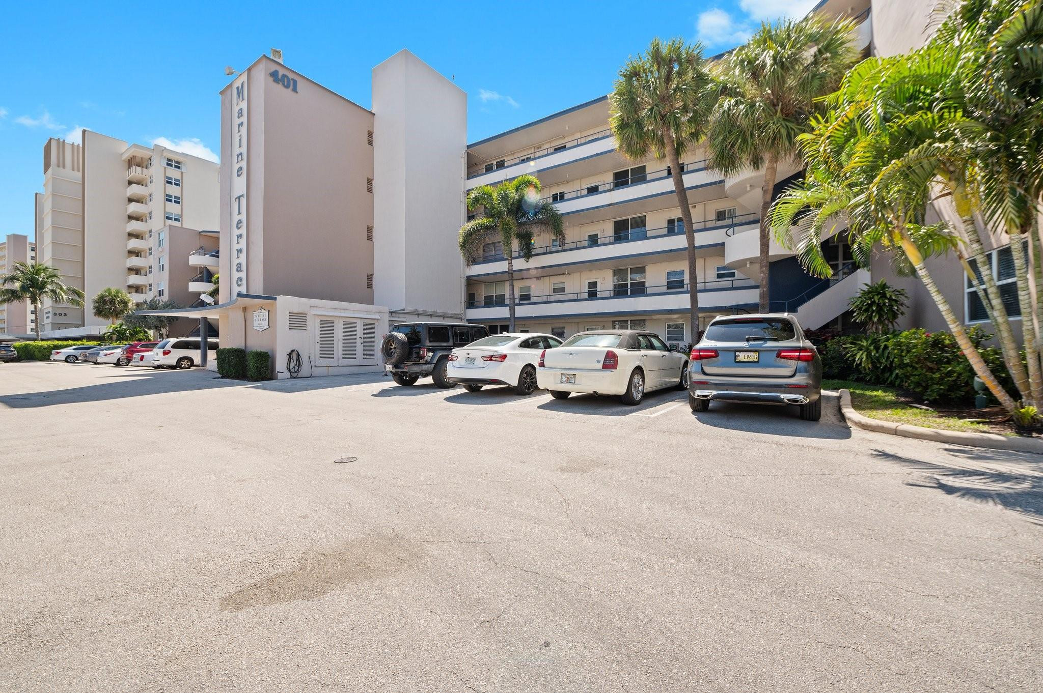 401 North Riverside Drive, Unit 102 Pompano Beach, FL 33062 - Photo 2 of 26 Photo 2
