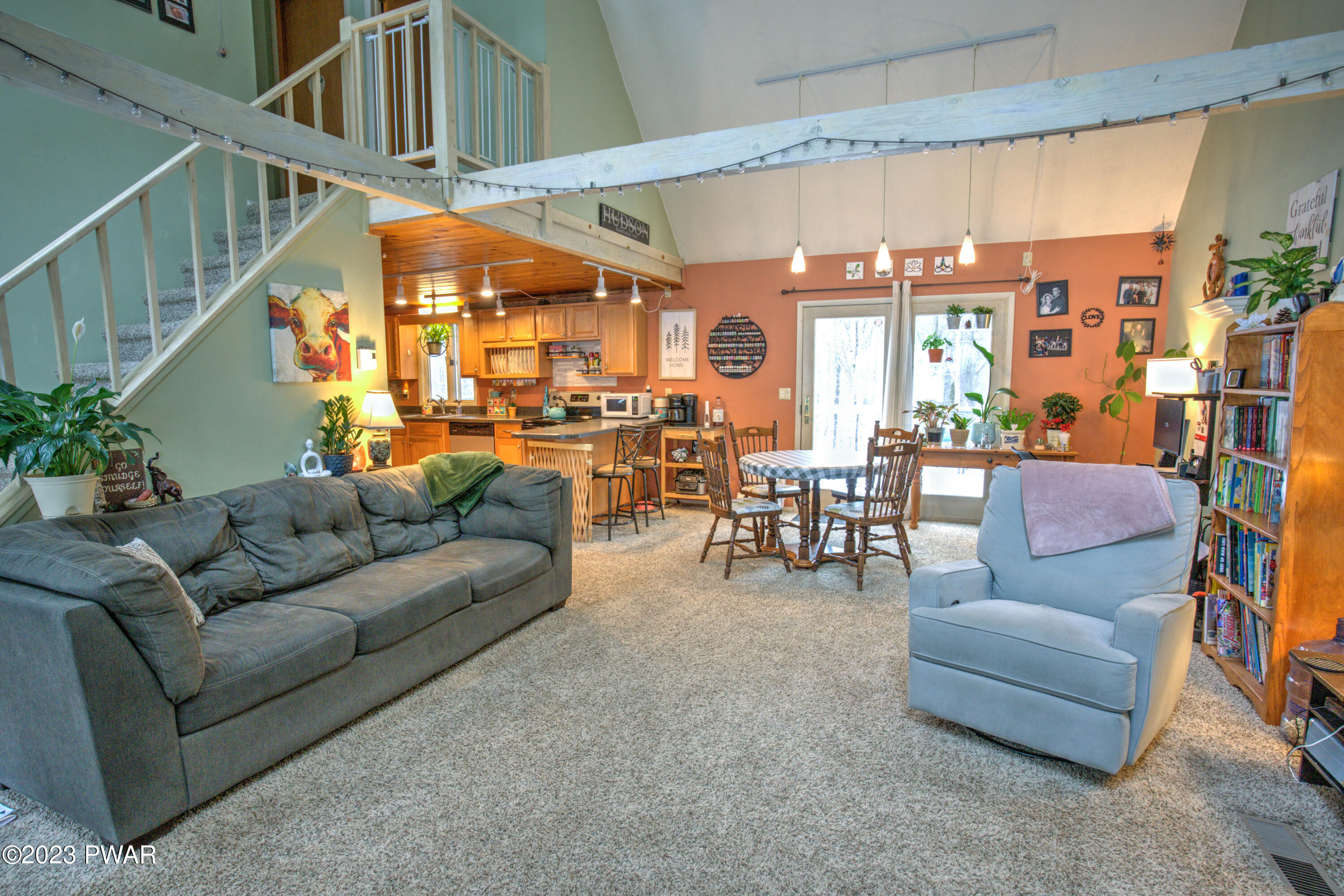 104 Sheridan Road Hawley, PA 18428 - Photo 4 of 43 Living Room