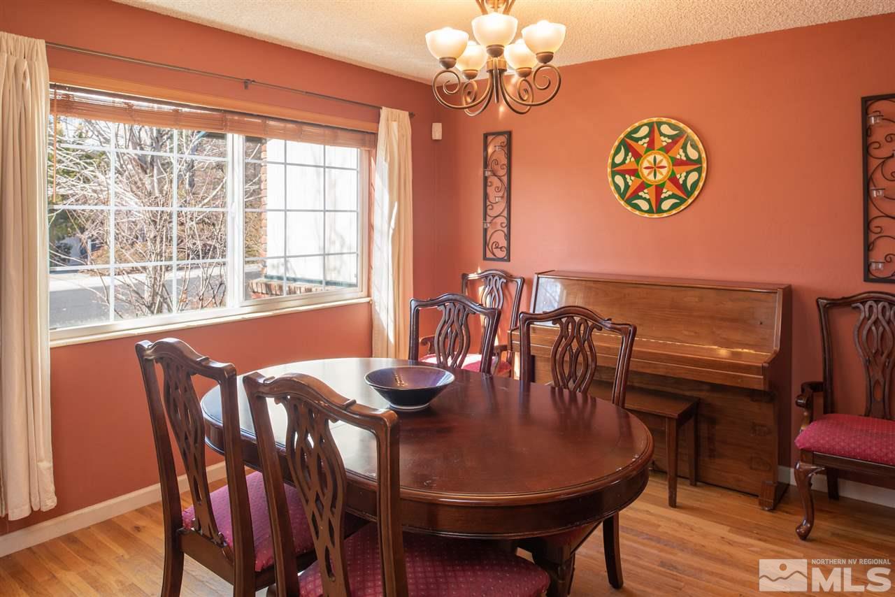 1185 Grandview Avenue Reno, NV 89503 - Photo 8 of 40 Photo 8