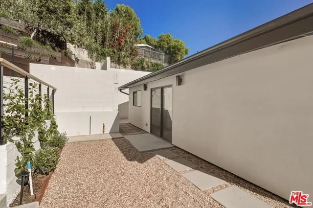 an outdoor space with plants