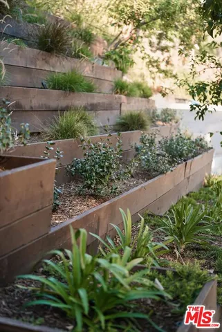 $1,550,000 | 1083 Milwaukee Avenue, Los Angeles, CA 90042