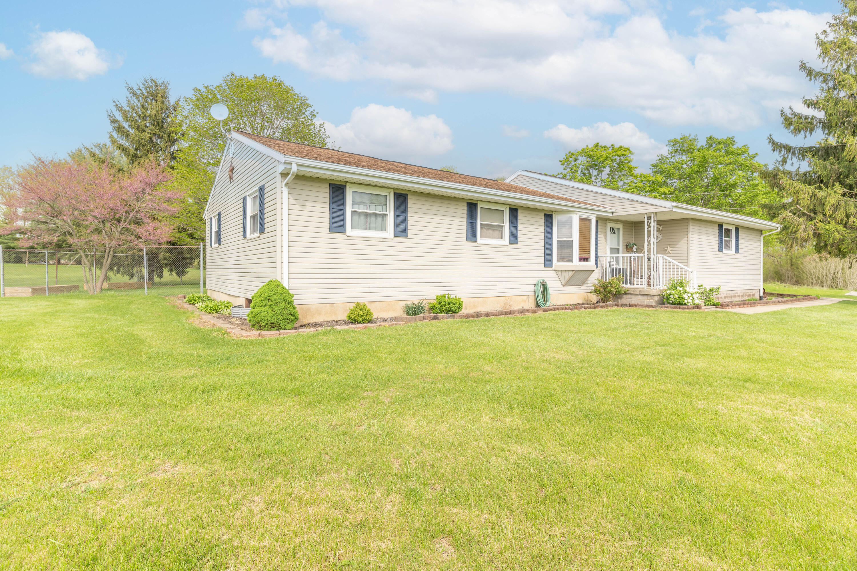 4005 Paulus Road Houston, OH 45333 - Photo 1 of 37 Gallery Image 1
