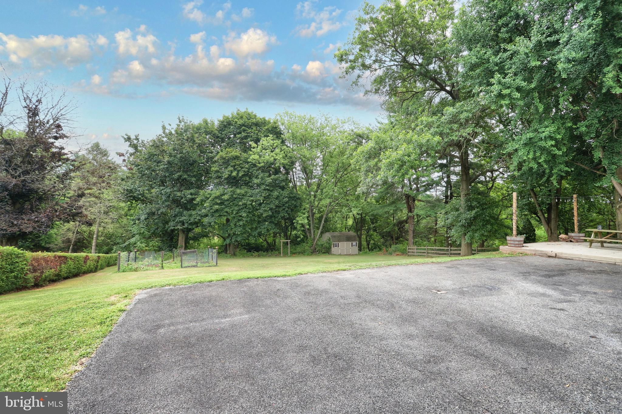 105 Clover Hill Road Dallastown, PA 17313 - Photo 8 of 44 Gallery Image 8