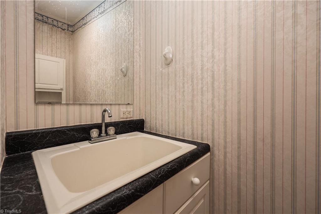 338 Hicks Farm Road Staley, NC 27355 - Photo 35 of 47 Gallery Image 35