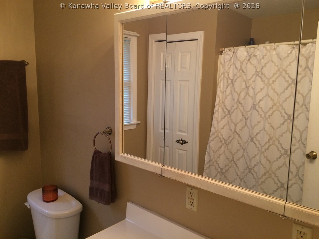 1038 N Road St. Albans, WV 25177 - Photo 9 of 23 Gallery Image 9