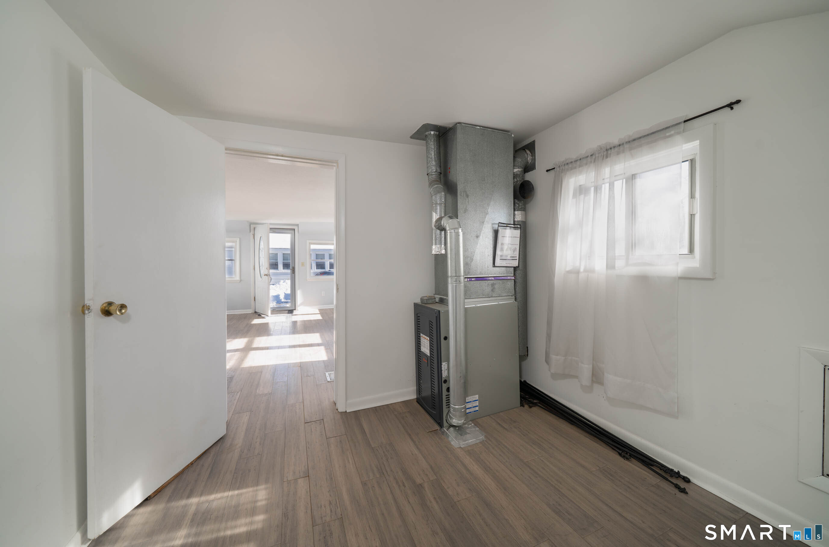 10 C Crouch Road Branford, CT 06405 - Photo 8 of 19