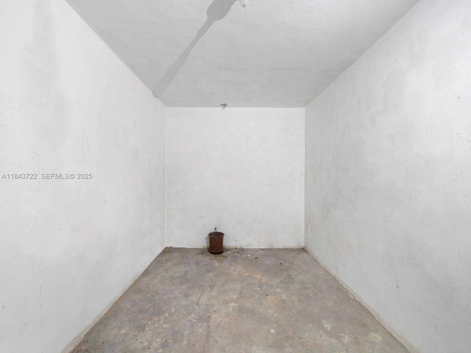 17300 Southwest 300th Street Homestead, FL 33030 - Photo 24 of 33 a view of a small space