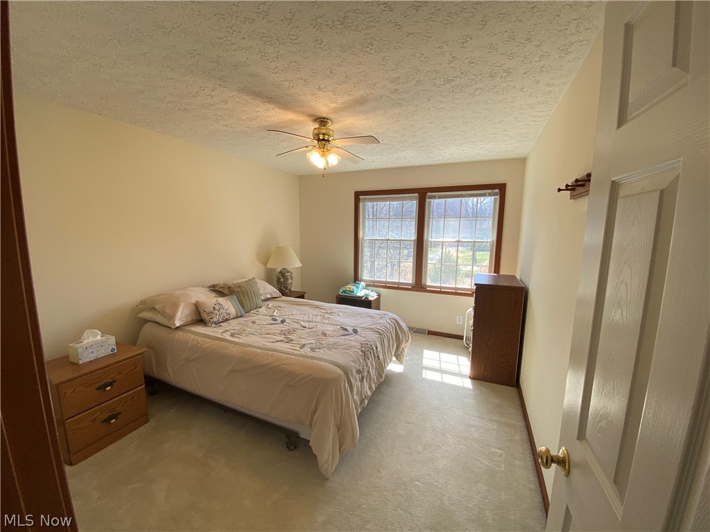 4487 Ammon Road Cleveland, OH 44143 - Photo 20 of 29 Bedroom 2