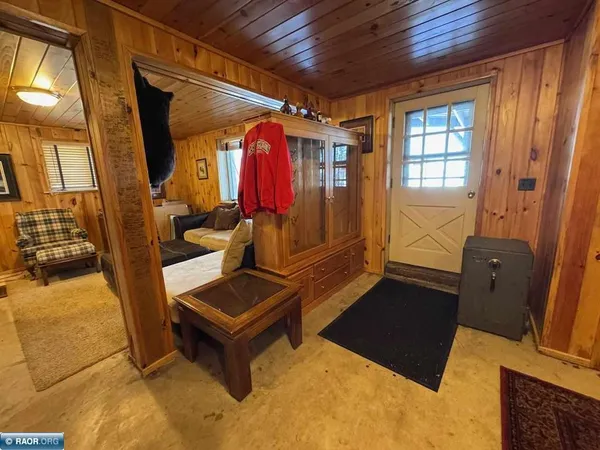 $779,000 | 8519 Peterson Road, Cook, MN 55723