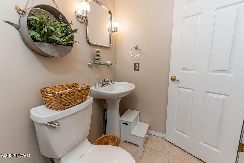 55-760 Deerfield Road Lake Ariel, PA 18436 - Photo 12 of 56 Half Bath Laundry