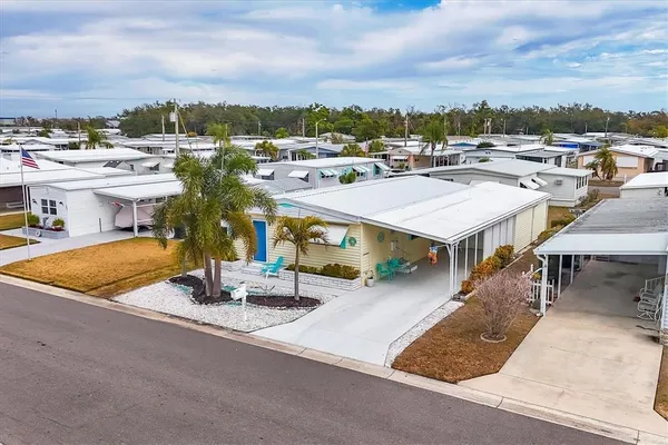 a view of a terrace with sitting area