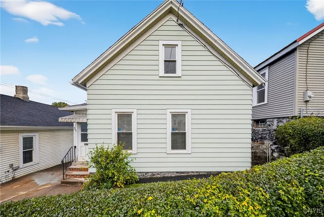 $164,900 | 809 East Division Street, Syracuse, NY 13208