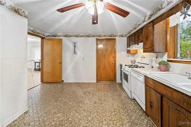 $164,900 | 809 East Division Street, Syracuse, NY 13208