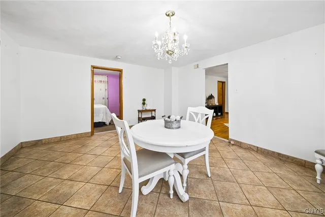 $164,900 | 809 East Division Street, Syracuse, NY 13208