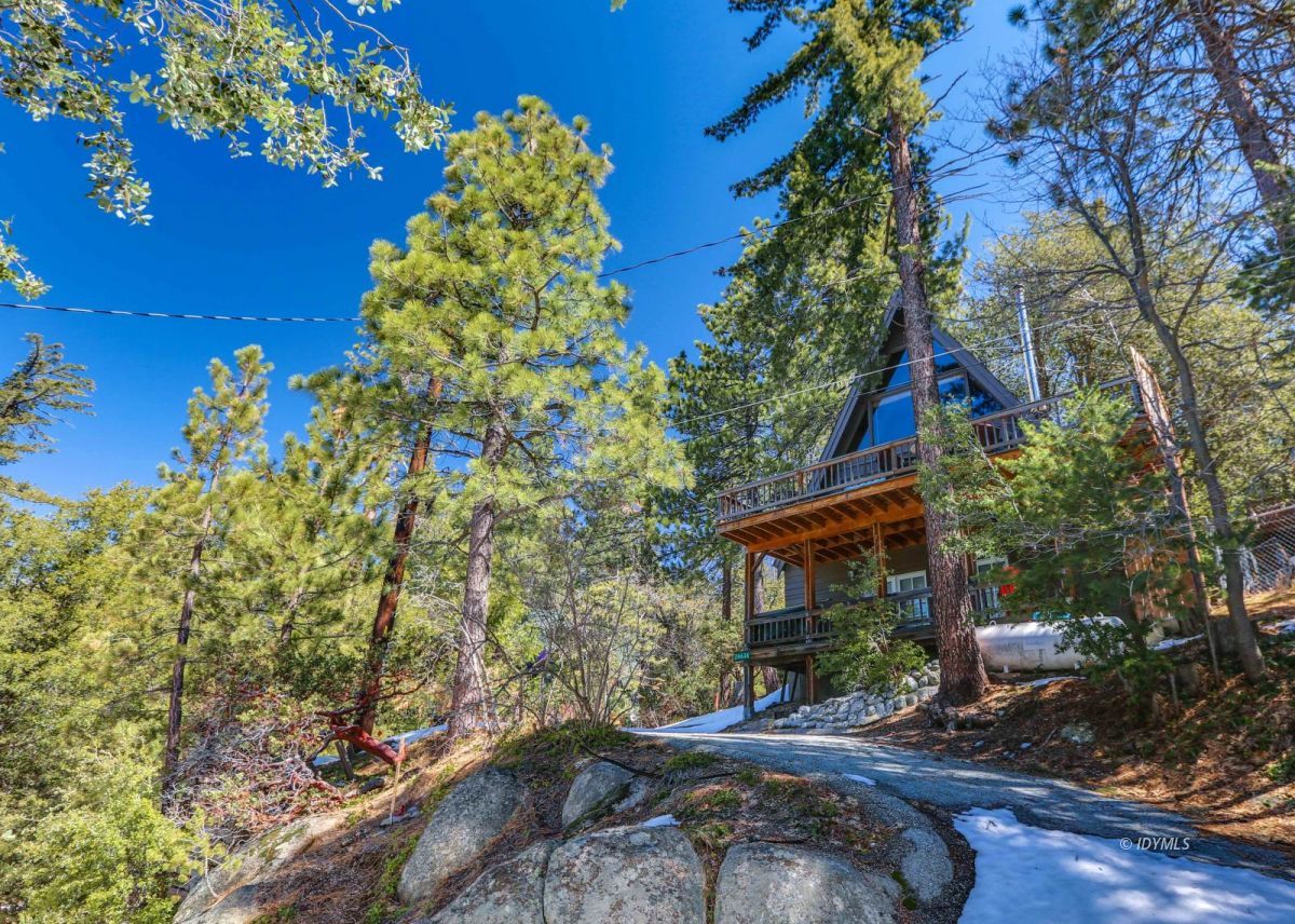 24636 Logan Creek Road Idyllwild, CA 92549 - Photo 1 of 29 Welcome to "Pine Cove Retreat"