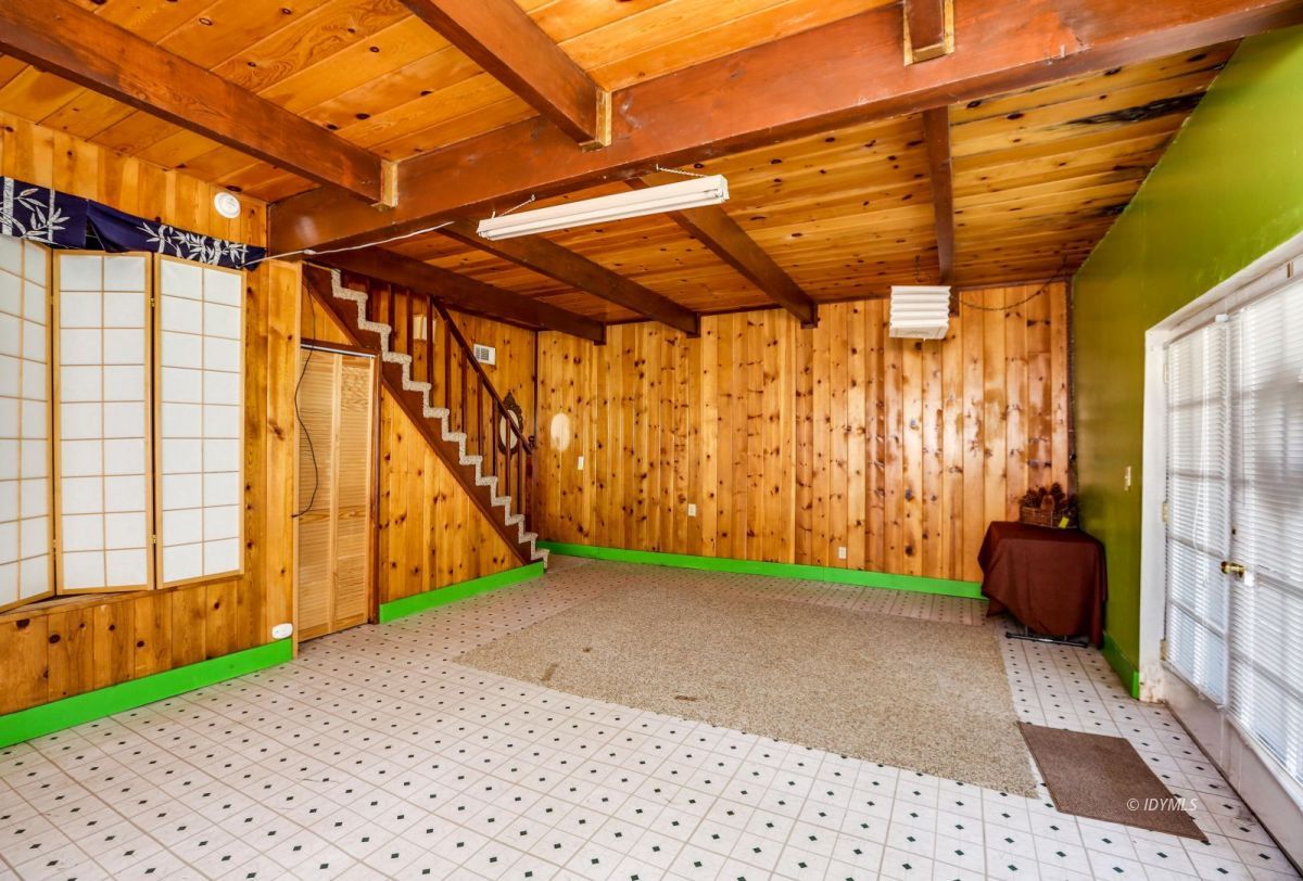 24636 Logan Creek Road Idyllwild, CA 92549 - Photo 22 of 29 Lower level bonus room