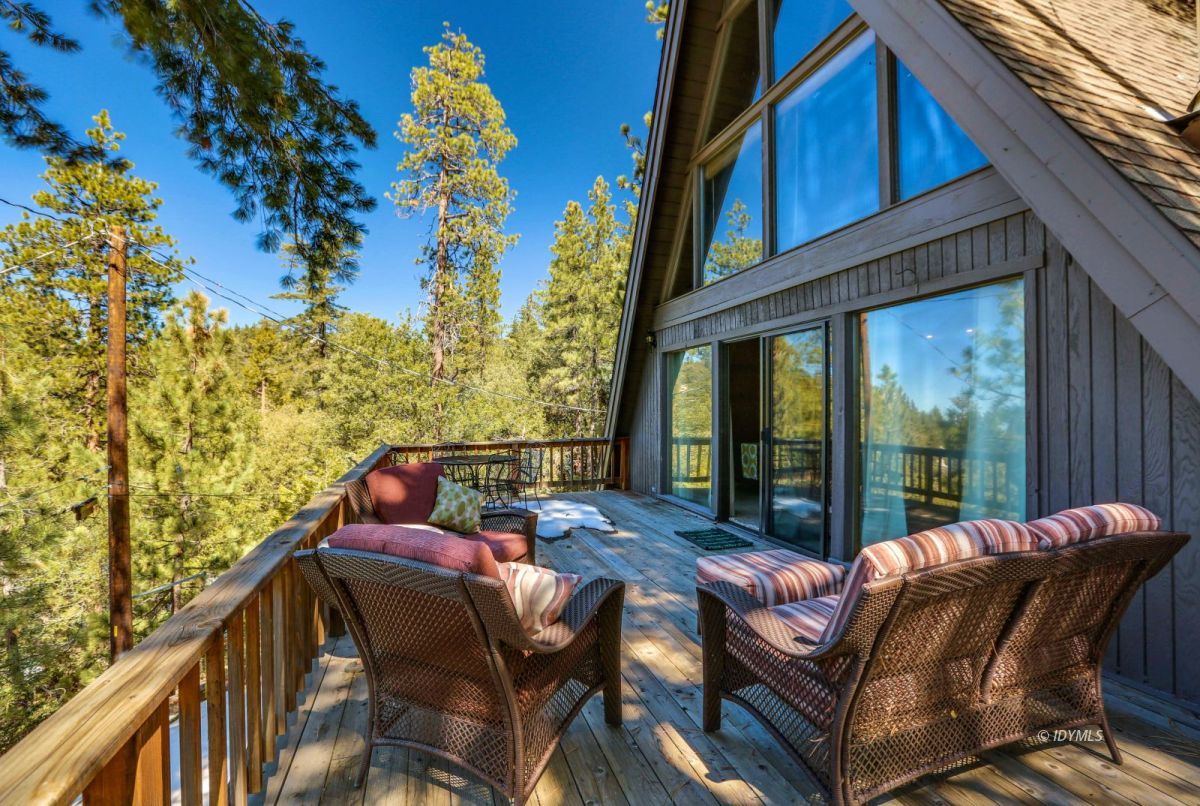24636 Logan Creek Road Idyllwild, CA 92549 - Photo 28 of 29 Private & inviting