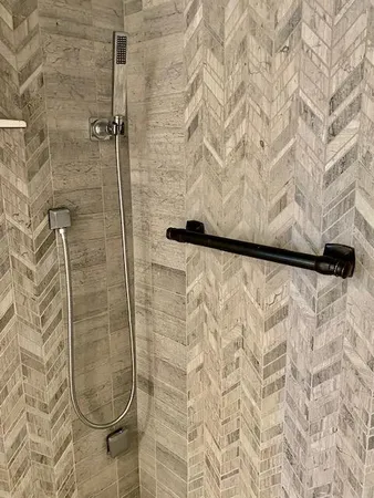 $3,900 | 3594 South Ocean Boulevard, Unit 207, Highland Beach, FL 33487