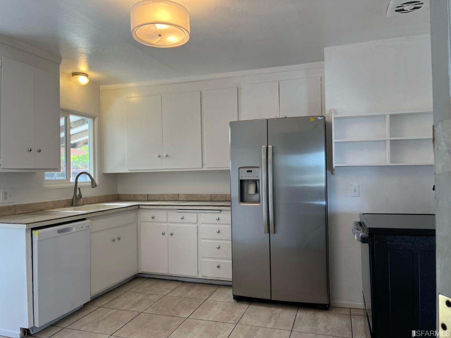 825 East Meadow Avenue Pinole, CA 94564 - Photo 12 of 40