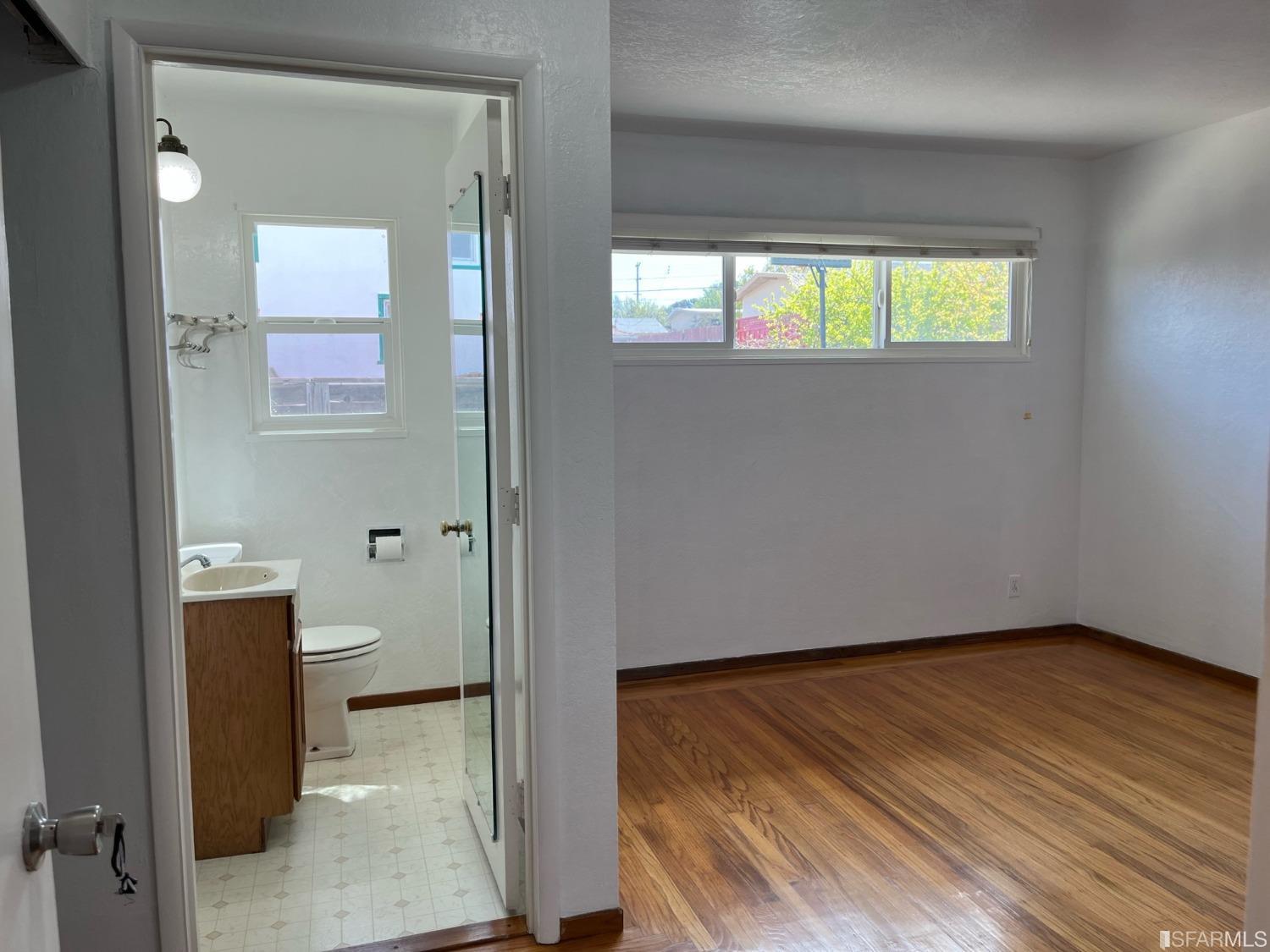 825 East Meadow Avenue Pinole, CA 94564 - Photo 19 of 40