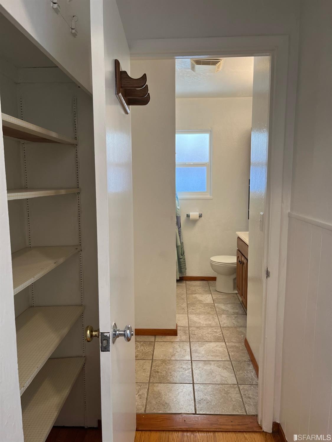 825 East Meadow Avenue Pinole, CA 94564 - Photo 27 of 40