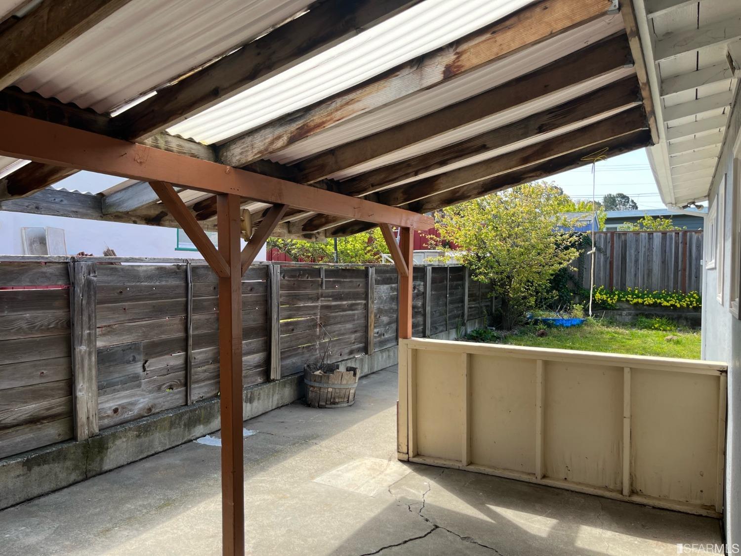 825 East Meadow Avenue Pinole, CA 94564 - Photo 28 of 40