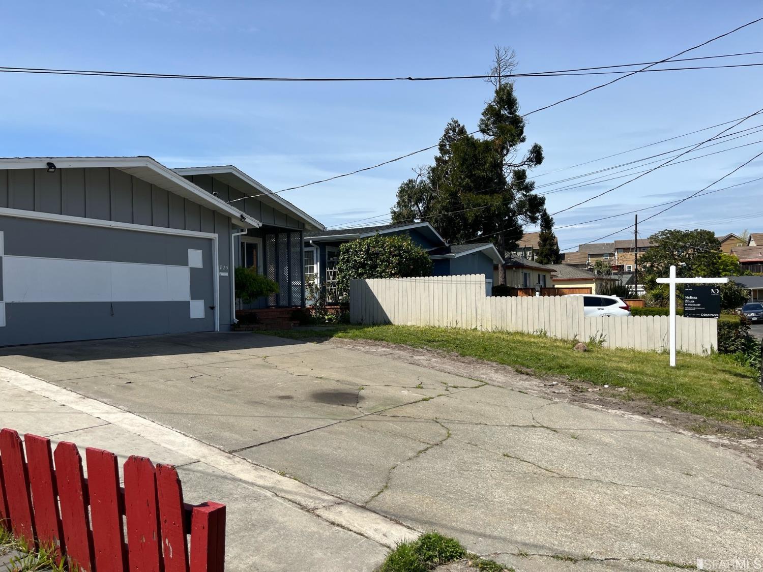 825 East Meadow Avenue Pinole, CA 94564 - Photo 4 of 40