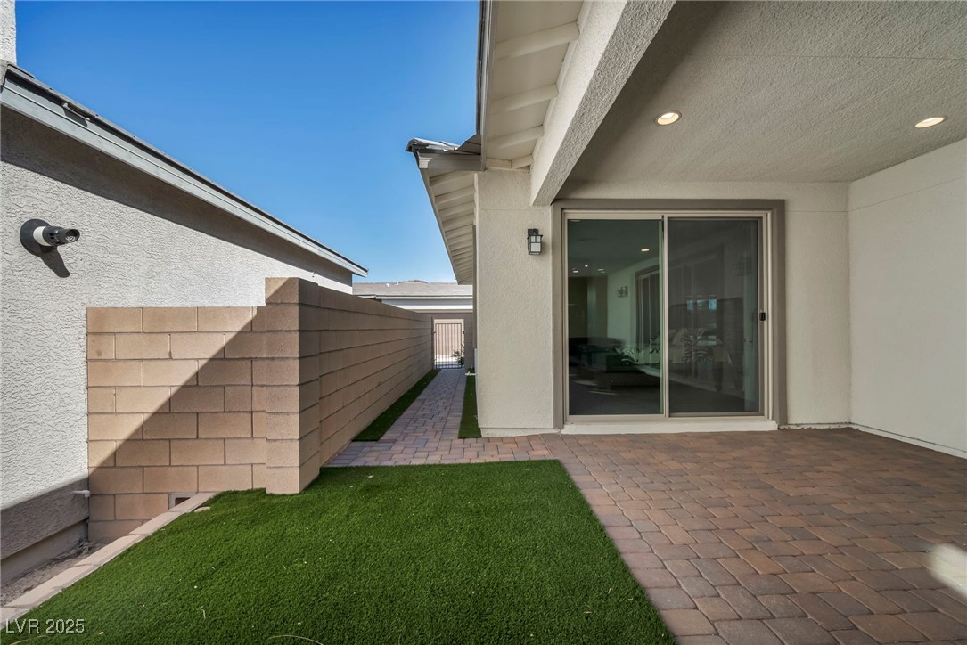 1012 East Sunset Road Henderson, NV 89011 - Photo 13 of 77 View of yard with a patio area
