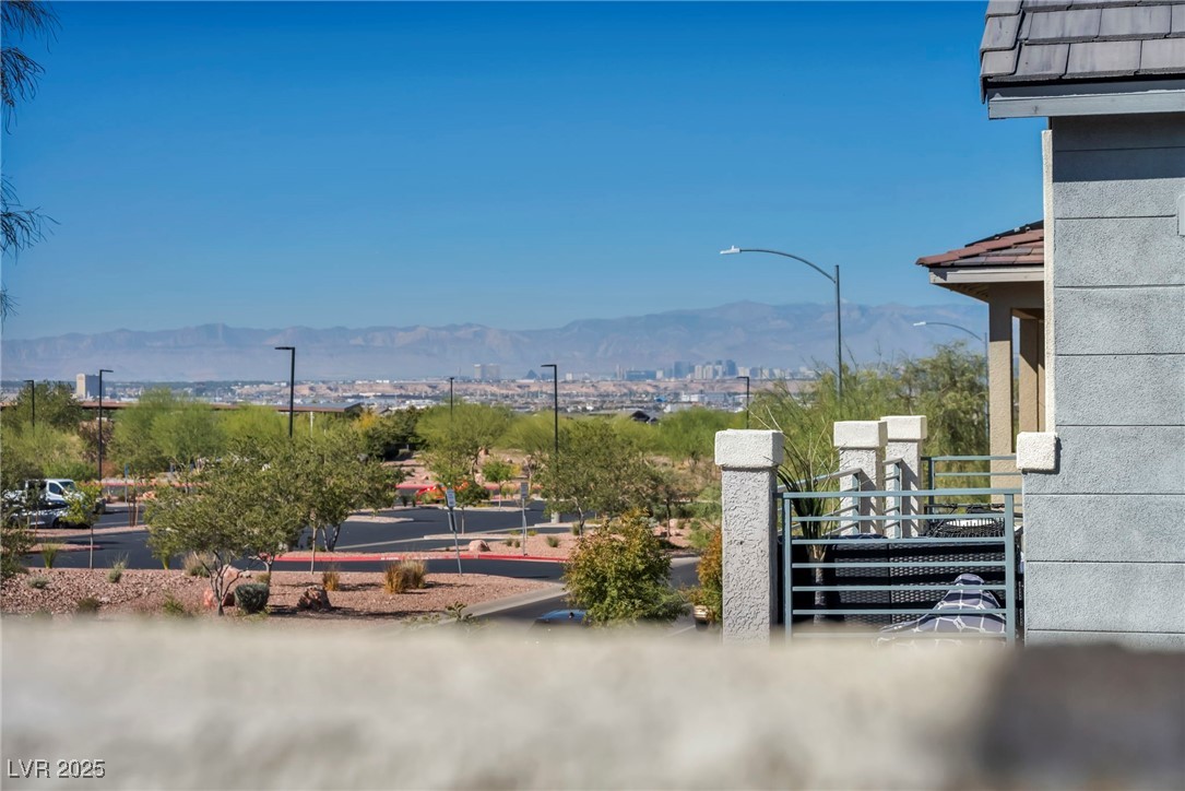 1012 East Sunset Road Henderson, NV 89011 - Photo 19 of 77 View of mountain background