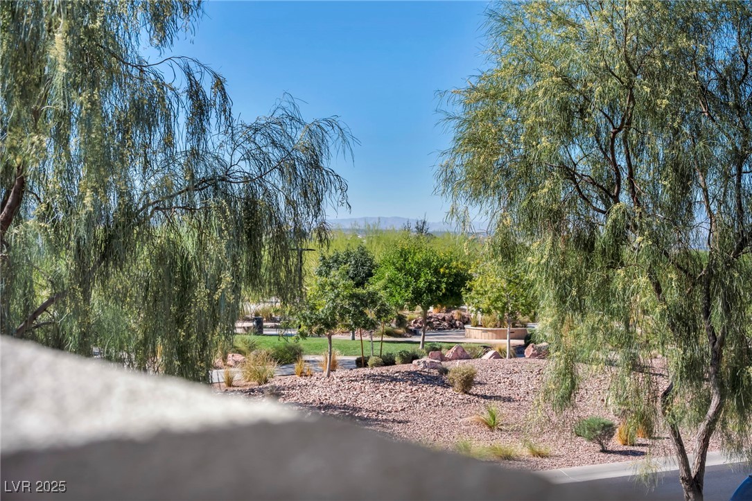 1012 East Sunset Road Henderson, NV 89011 - Photo 20 of 77 View of property's community