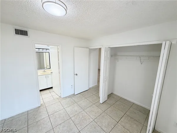 $499,900 | 7374-7376 Albany Road, Fort Myers, FL 33967