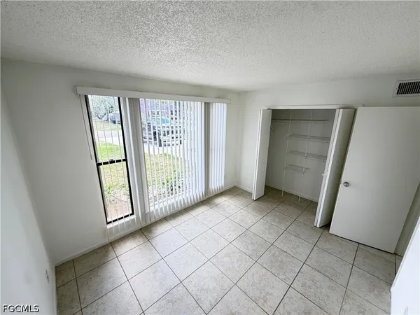 $499,900 | 7374-7376 Albany Road, Fort Myers, FL 33967