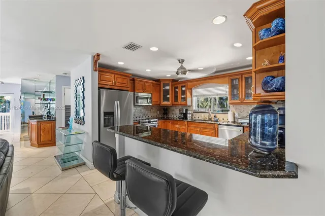 $4,299,999 | 74049 Overseas Highway, Islamorada, FL 33036