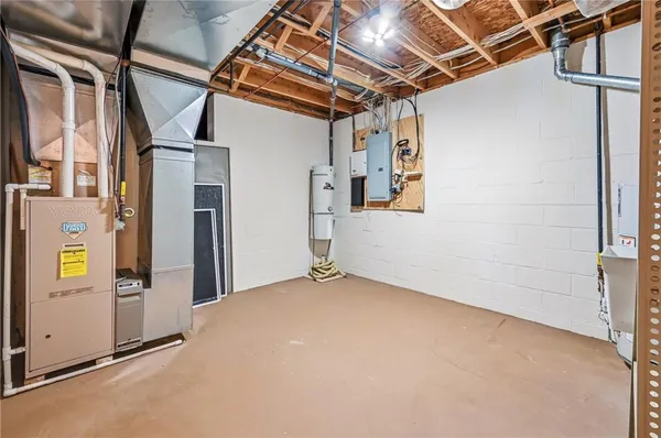 $410,000 | 1567 Juniper Court, Hermitage, PA 16148