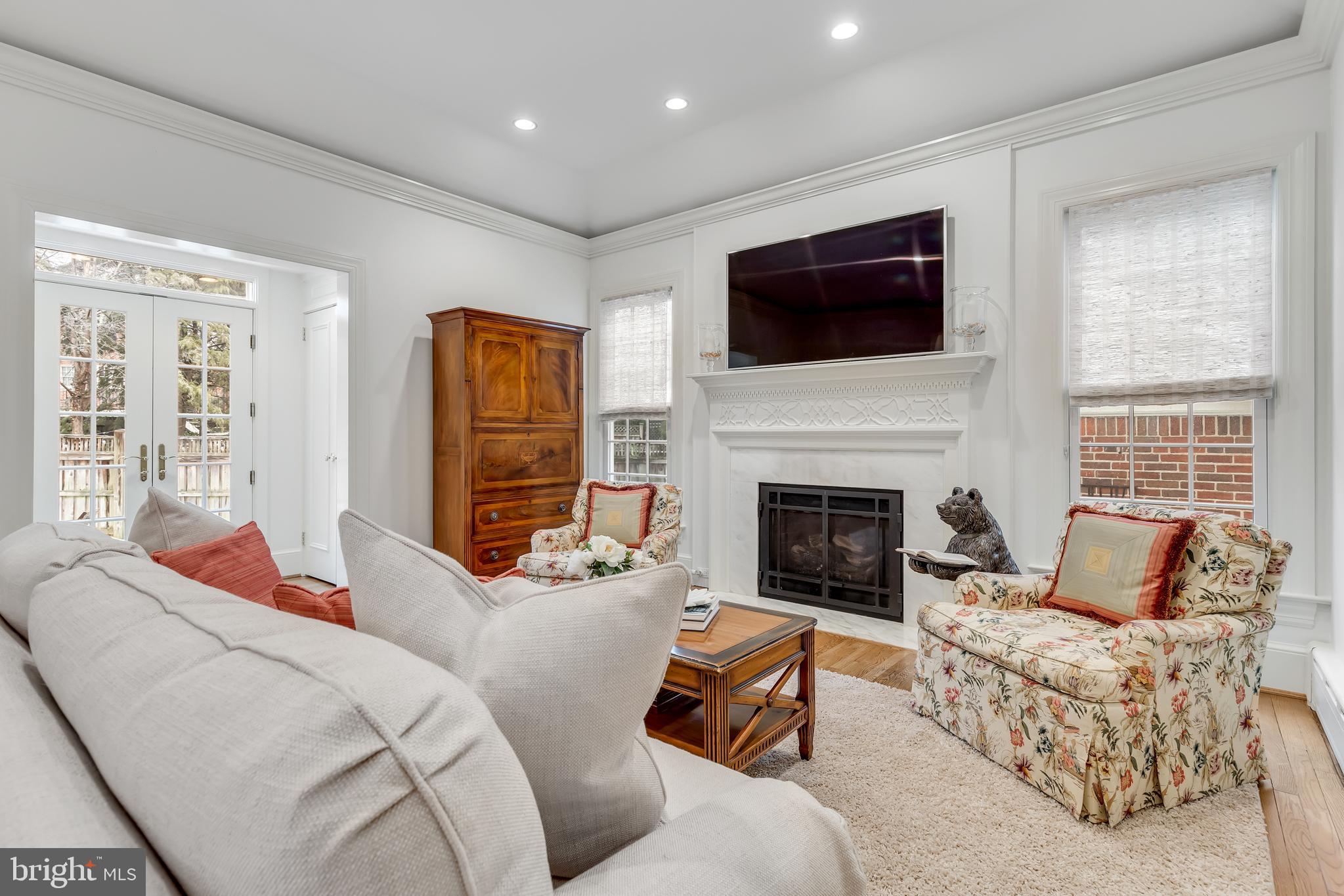 3908 Oliver Street Chevy Chase, MD 20815 - Photo 19 of 50